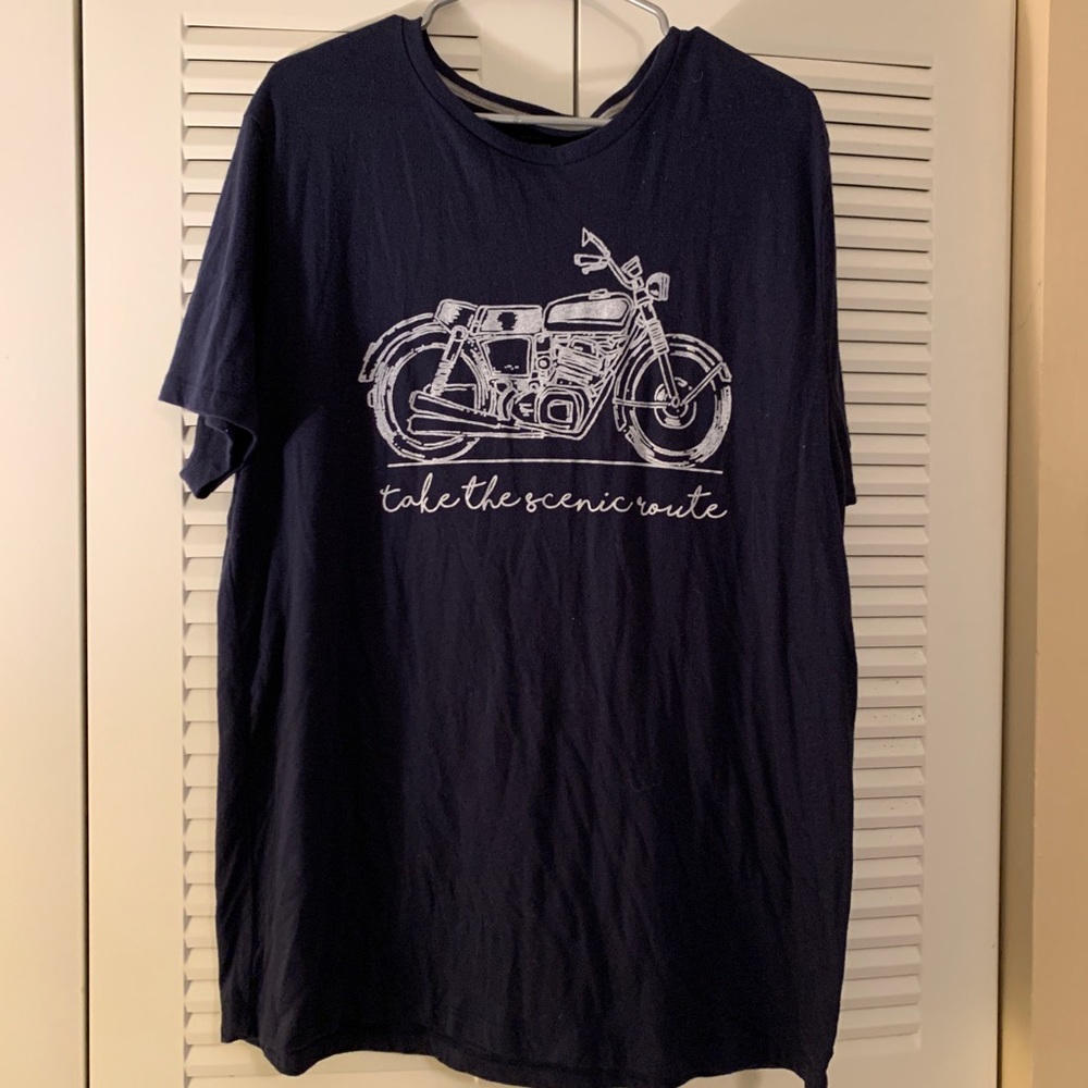 Old Navy men’s graphic tee size XL